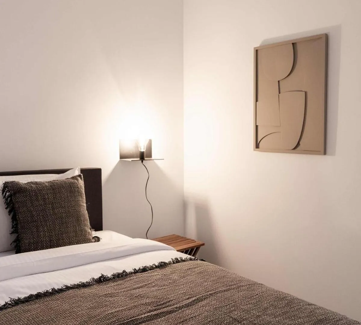 Apartment Comfortable Urban Retreat For 6 In Central Antwerp
